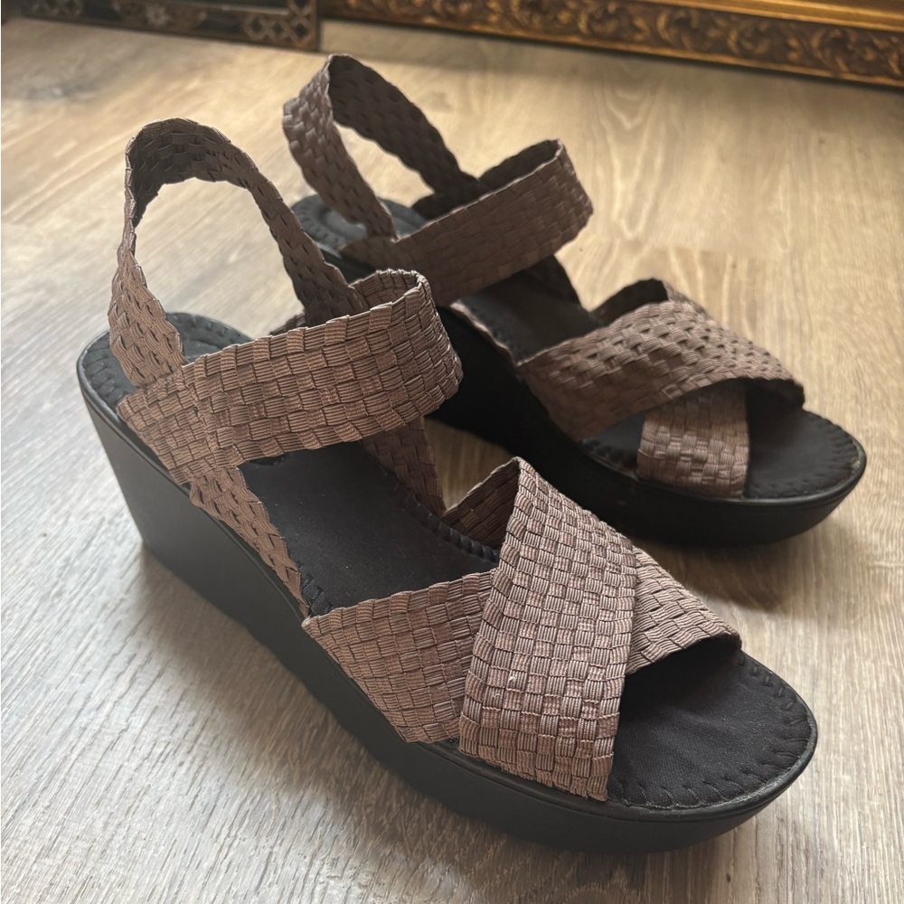 Woven Crisscross Wedge Sandals in Brown